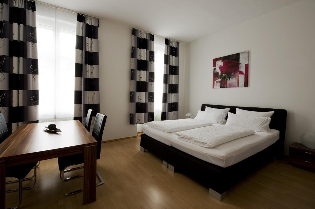 Monello Apartments - Charmanter Altbau บัมแบร์ก ภายนอก รูปภาพ