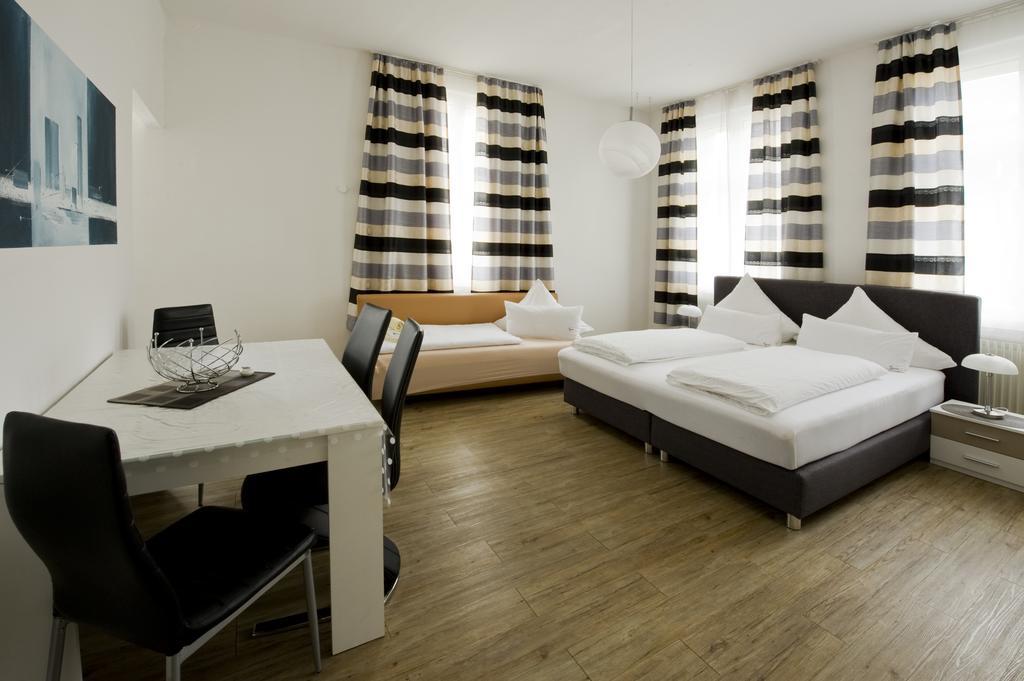 Monello Apartments - Charmanter Altbau บัมแบร์ก ภายนอก รูปภาพ
